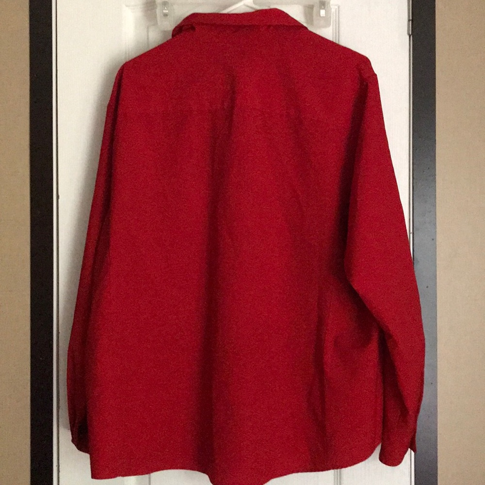 Red button down - Picture 5 of 5